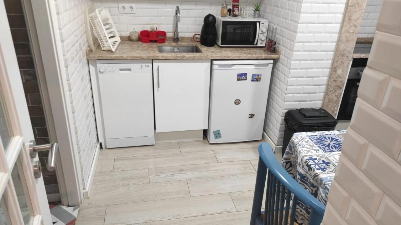 Appartement Fernando Lemos Estudio Lissabon